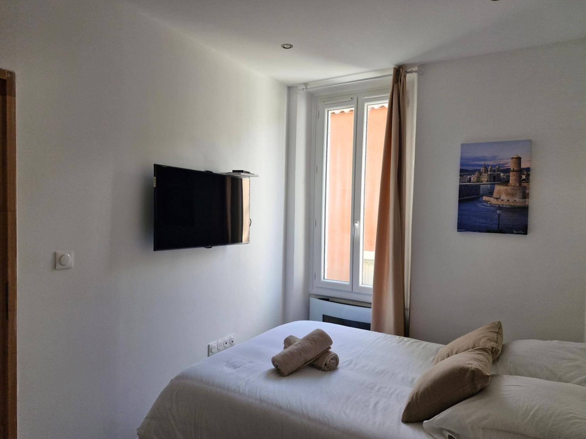 Appartement Tout Confort A 2 Pas Du Centre Ville Aubagne Exterior foto